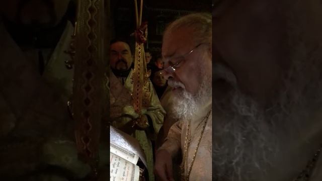 Чтение Евангелия перед Пасхальной Заутреней. Пасха 2018 (Митрополит Нифон) смотреть онлайн