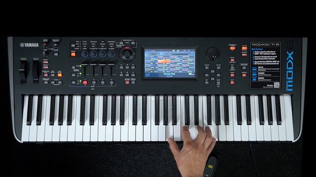 Yamaha MODX6 Synthesizer Workstation - Overview & Demo