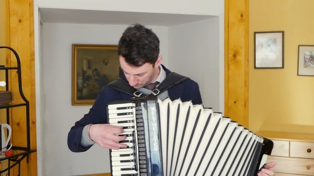 Libertango - Accordion Performance смотреть онлайн