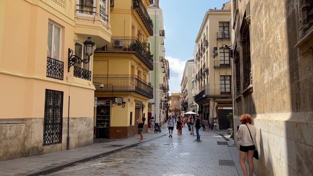 Valencia - Spain FULL WALKING ?? [4K] Summer Feeling in the City Center ☀️ ASMR смотреть онлайн