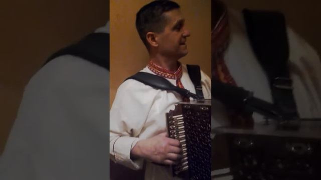 Русские и татарские мелодии на гармони.Играет Иван Сяткин. смотреть онлайн