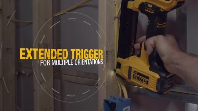 DEWALT 20V MAX* Cordless Cable Stapler смотреть онлайн