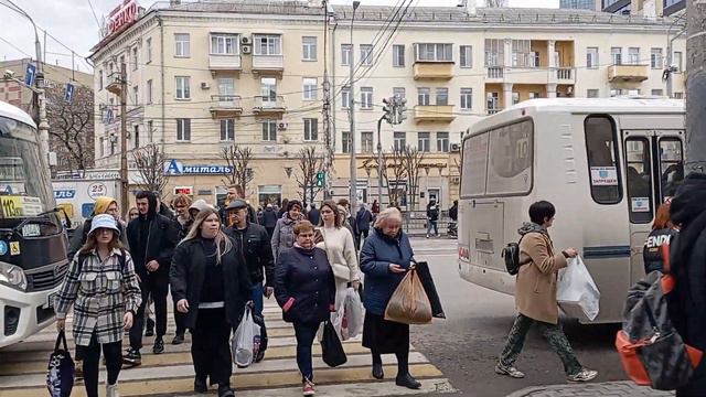 остановка плехановская, ул. Кольцовская переход Воронеж 04.04.2023 смотреть онлайн