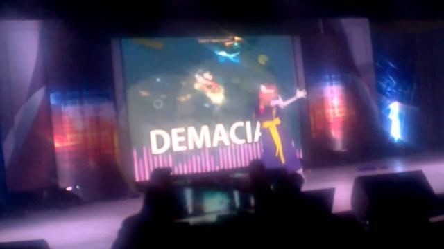 Star Guardian Lux Cosplay Skit (Cosplay Mania '15) смотреть онлайн