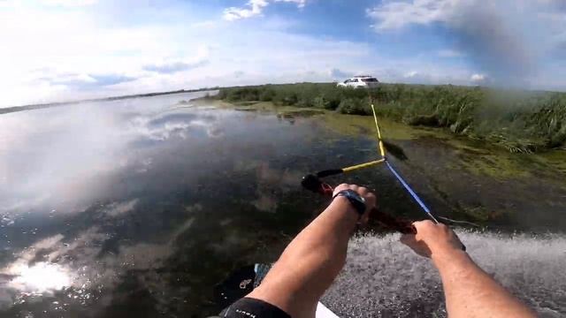 Wakeboarding behind a car/ Вейкбординг за автомобилем смотреть онлайн