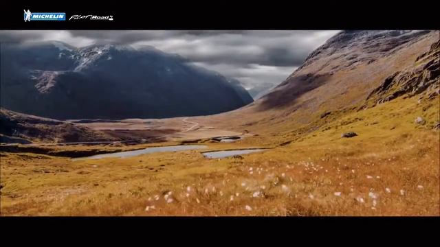 Рекламный видоролик мотошин Michelin Pilot Road 4 смотреть онлайн