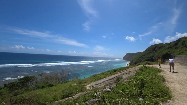 VLOG Бали | Пляж Меласти Лучший На Острове Melasti Beach смотреть онлайн