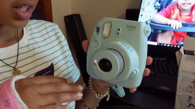 Unboxing the Instax Mini 9 Camera! смотреть онлайн