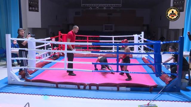 Кадыржанов Мансур - Тюлеев Таир .Бирманский бокс "Битва в горах ⚔ " смотреть онлайн