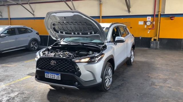 Toyoya Corolla Cross XLI 2.0 CVT 2023 смотреть онлайн