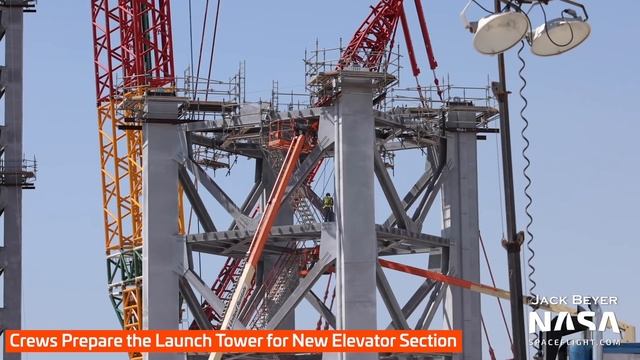 Engine Section Mated to Super Heavy BN3 | SpaceX Boca Chica смотреть онлайн