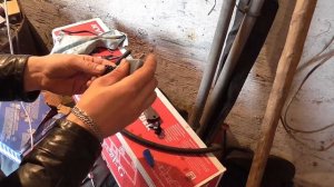 Замена трубки антифриза Ford Fiesta, бюджетный вариант