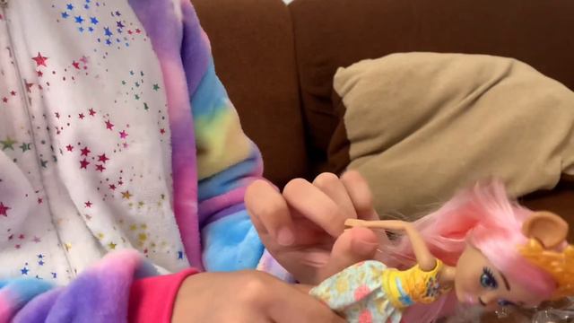 Enchantimals Royal Braylee bear and Honey, Bannon bear and Bowey Энчантималс медвежата смотреть онлайн