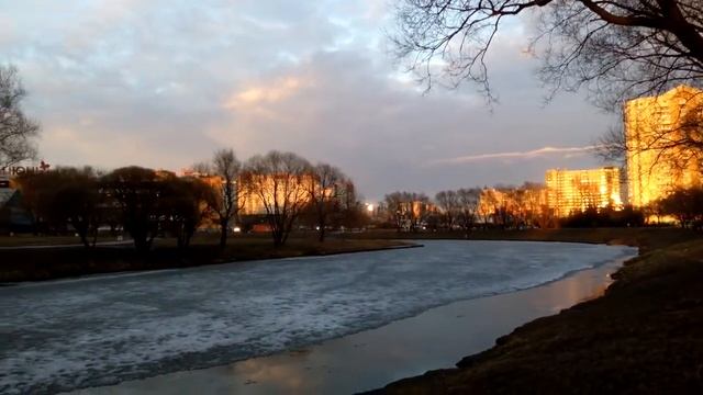 В погоне за Солнцем. Весна в СПБ 2021. смотреть онлайн