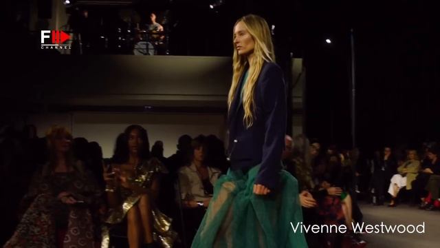 ??? Green Runway Styles for Spring-Summer 2024! ?✨ смотреть онлайн