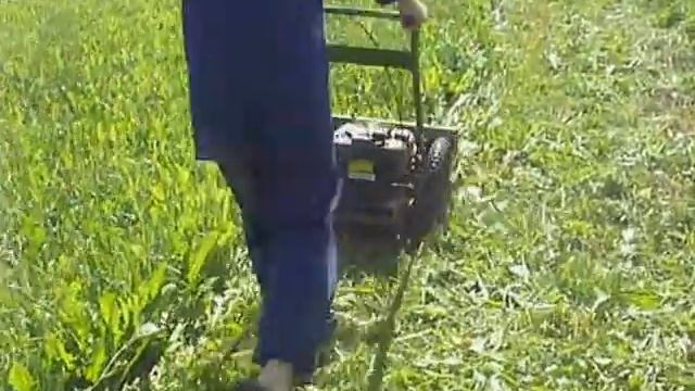 Роторная косилка из газонокосилки смотреть онлайн