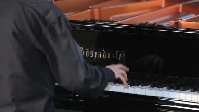 Andrea Bacchetti plays Fantasia Cromatica e Fuga BWV 903"/J.S.Bach смотреть онлайн