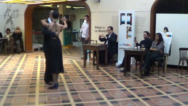 Marilyn Salazar y Gaston Burgos Tango "La Bordona" En: "La Munich" (Viernes 14-06-13) 2/3 смотреть онлайн