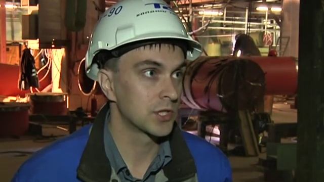 В здании турбины первого блока ЛЭАС-2 продолжается монтаж оборудования смотреть онлайн