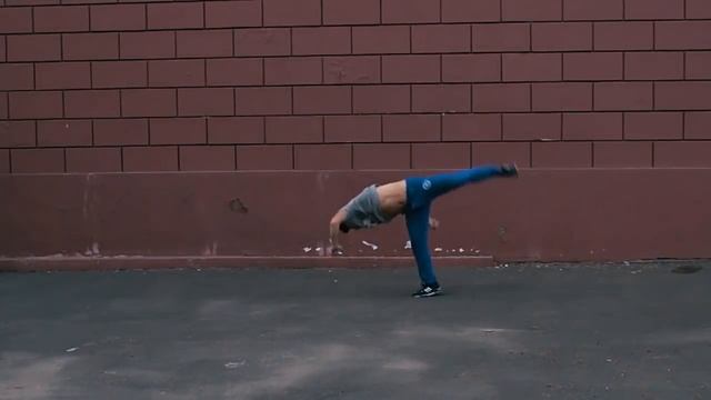 Как научиться делать Колесо без рук или Эриал (Aerial Tutorial)