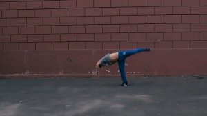 Как научиться делать Колесо без рук или Эриал (Aerial Tutorial)