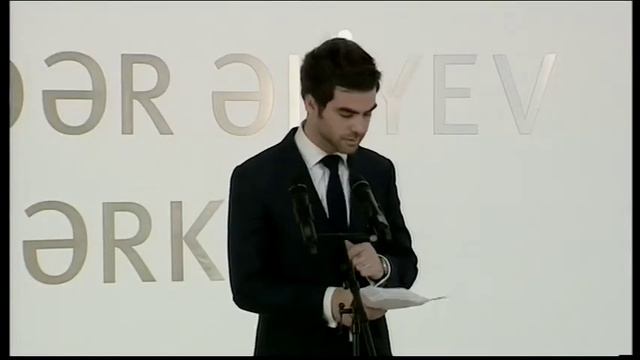 Открылась персональная выставка известного французского фотографа Анри Картье-Брессона