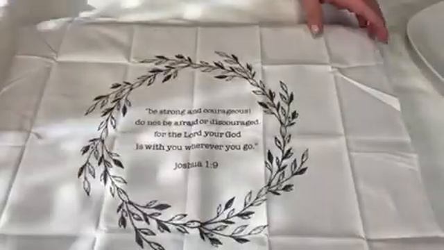 Come create beautiful projects with us using our new Scripture Wreath stencils. 💜✨🌿 смотреть онлайн