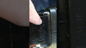 Шкода фабия 2009г, как снять центральный дифлектор