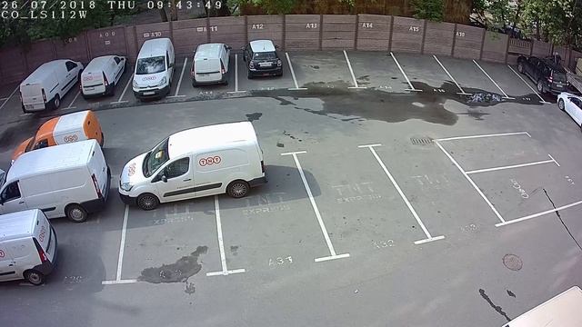 Уличная WiFi камера CO LS112W WDR режим.mp4 смотреть онлайн