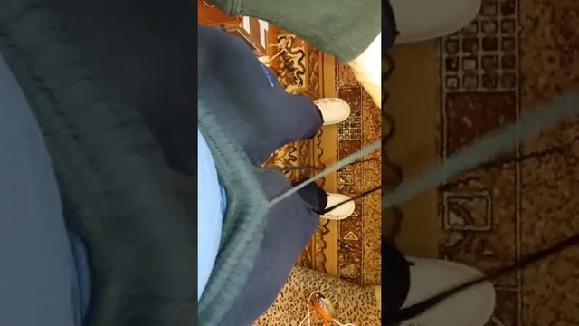 Как быстро втянуть шнурок в штаны смотреть онлайн