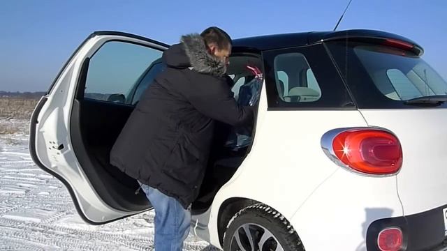 (ENG) Fiat 500L Pop Star 1.4 95hp - review and road test смотреть онлайн