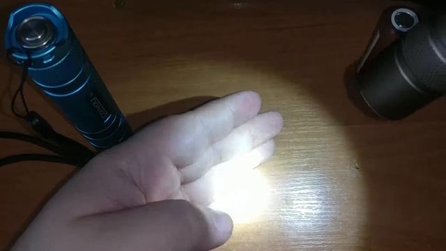 ? Не включается? Проклят с завода! Convoy S2+ Desert Tan смотреть онлайн