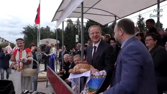 ИГ Бийск. ПАРАД Бийск 310 смотреть онлайн