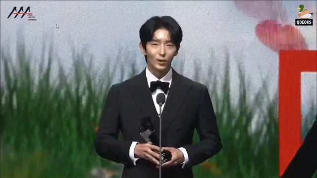 Lee Joon-gi & Seo Ye-ji (Best Artist) 2020 Asia Artist Awards (AAA 2020) смотреть онлайн