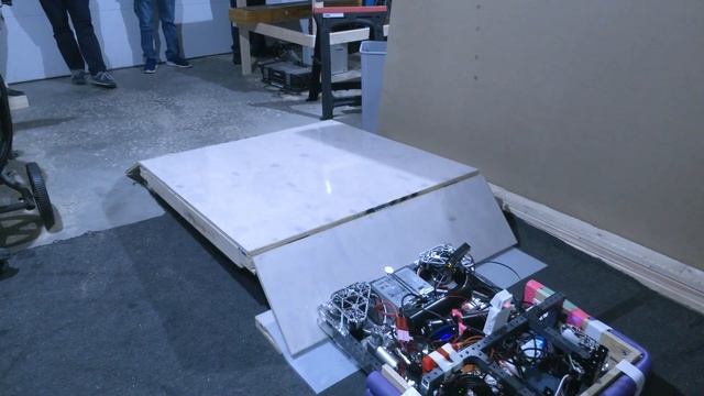 Charging Station Swerve Drive Testing and Construction Ri3D Redux 2023 смотреть онлайн