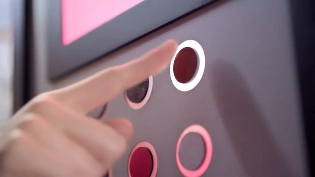 Guerlain Rouge G смотреть онлайн