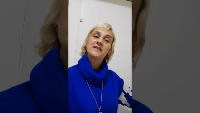 Искра Бога есть и в порочных. Стихи. Эстэр. смотреть онлайн