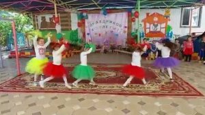 МБДОУ «Агвалинский детский сад №2»  танец ко дню Дошкольного работника