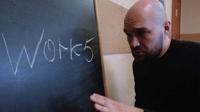 2_5190932147216583816.mp4