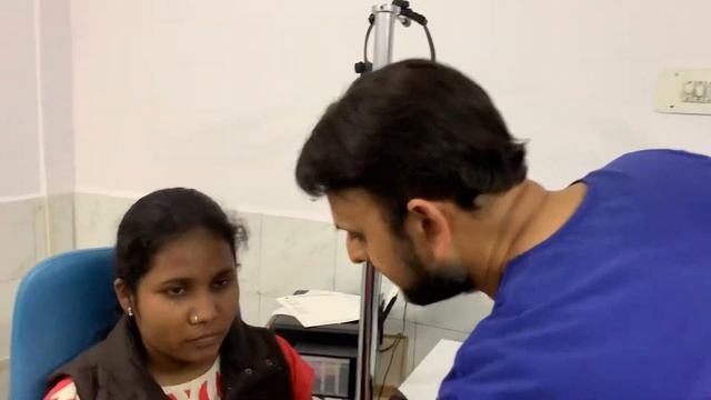 How to apply an eye ointment