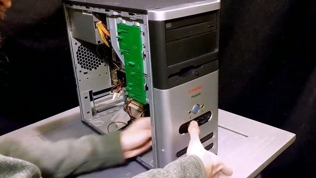 Windows XP Music Machine Pentium PC Build Part 1 + Soundblaster Mod смотреть онлайн