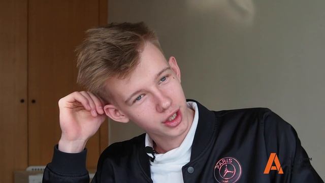 Выпускник школы "Алгоритм" Данил Башуткин. Об обучении экстерном, РАНХиГС, занятиях MMA и ЕГЭ смотреть онлайн