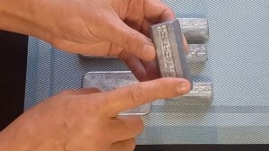 Самая лучшая защита лодки от коррозии,анод цинковый.