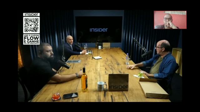 (React) Professor HOC x UCHÔA e a Polarização смотреть онлайн