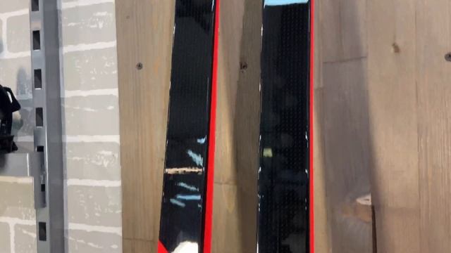 Первый взгляд на новые лыжи Rossignol x-ium skating 20/21 смотреть онлайн