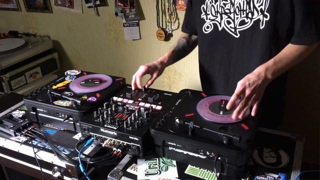 DJ Worm - Keys N Krates - Save Me (feat Katy B) (Numark routine rmx) смотреть онлайн