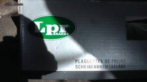 Замена передних тормозных колодок Skoda Fabia