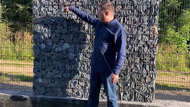 Декоративный забор из сетки и камня. смотреть онлайн
