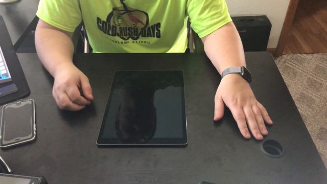 iPad Pro 12.9 (Review) смотреть онлайн