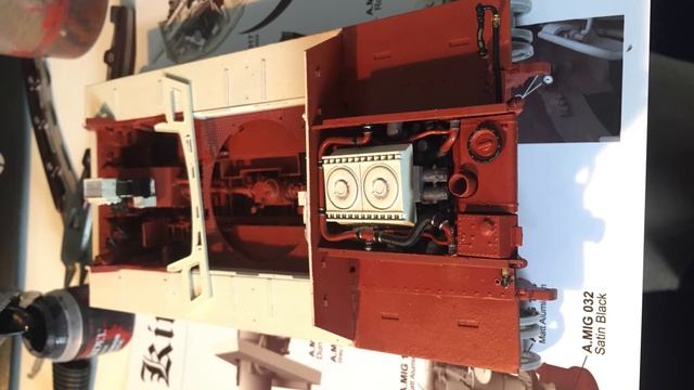 Takom King tiger - painting and weathering the interior смотреть онлайн